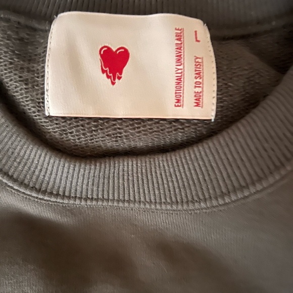 New Emotionally Unavailable sweatshirt - Picture 3 of 3
